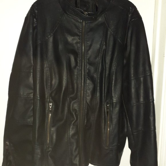 Max Studio/Max Jeans - Picture 8 of 11